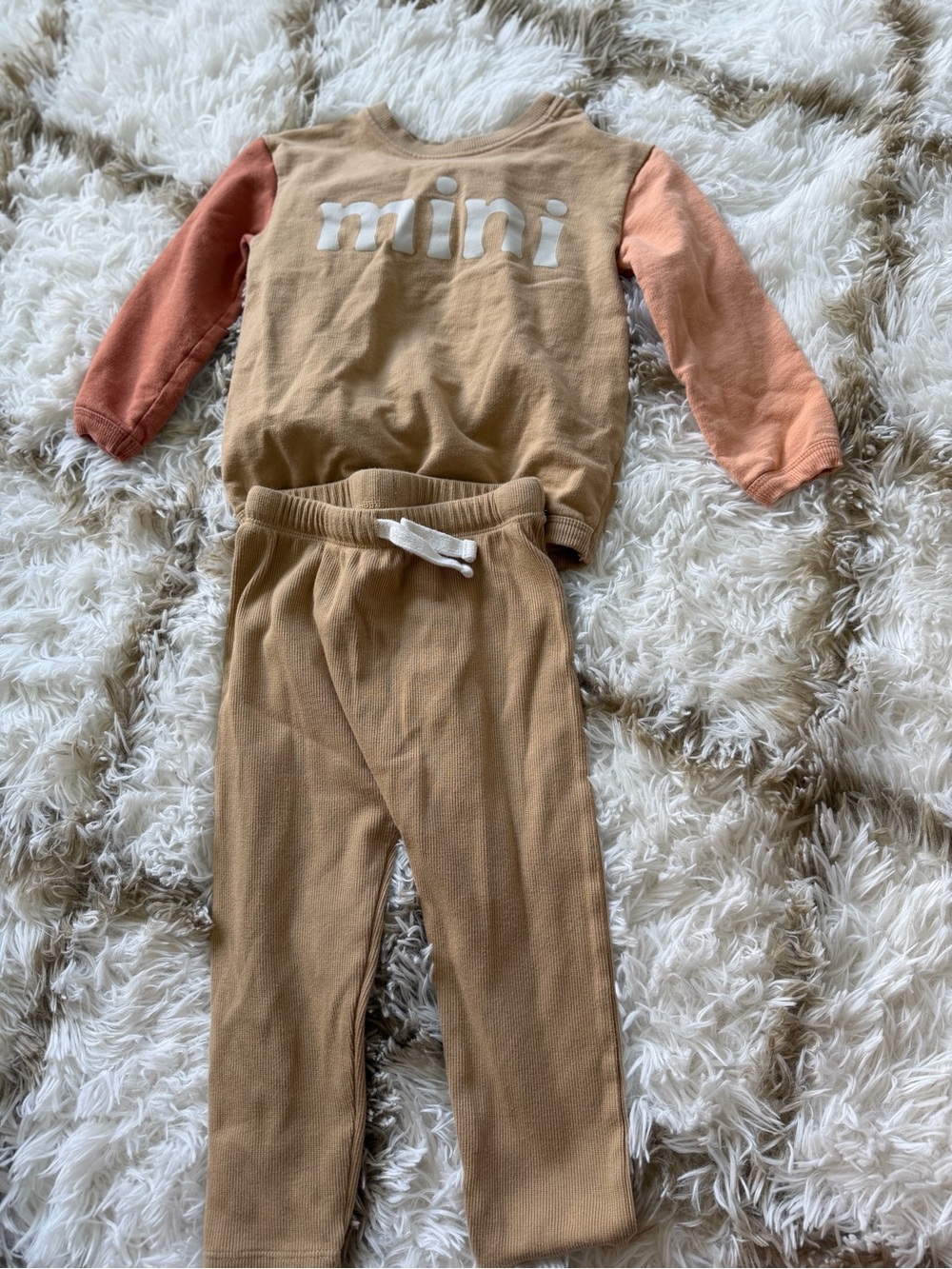 Little co Lauren Conrad set